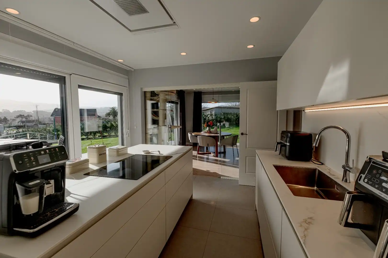 Cocina de Casa o chalet en venta en Castrillón con Aire acondicionado, Calefacción y Jardín privado