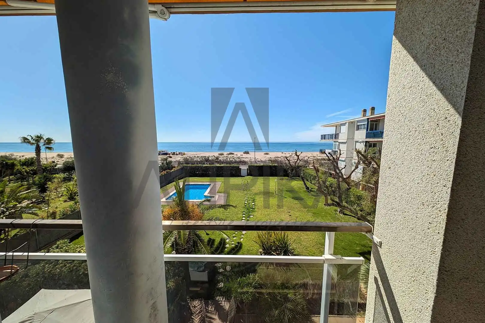 Terraza de Piso en venta en Castelldefels con Calefacción, Terraza y Trastero