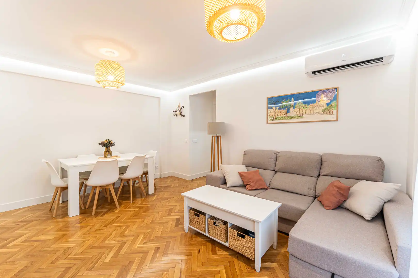 Sala d'estar de Pis en venda en Móstoles amb Aire condicionat, Calefacció i Parquet