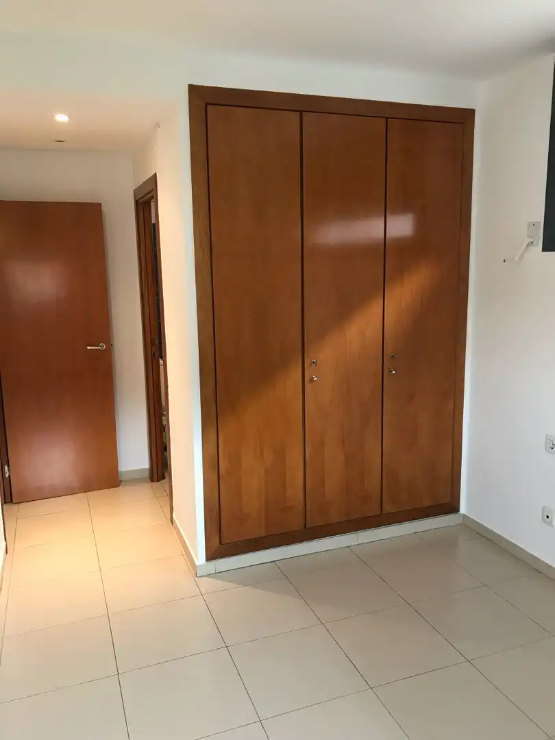 Piso en venta en Sant Joan Despí con Aire acondicionado, Calefacción y Horno