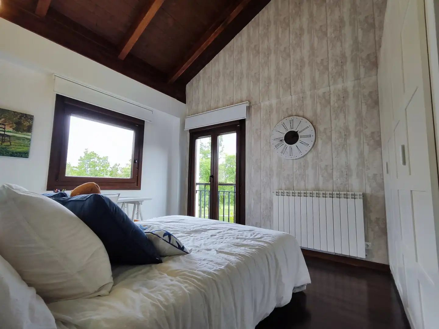 Habitación de Casa adosada en venta en Sojuela con Calefacción, Jardín privado y Parquet
