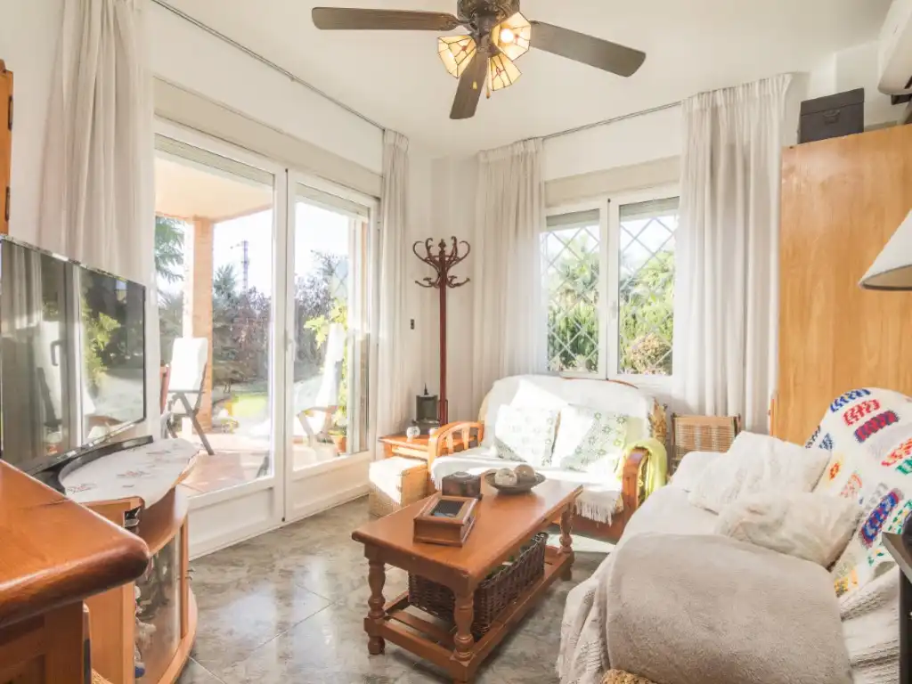 Living room of Houses for sale in Elche / Elx  with Air Conditioner, Private garden and Terrace