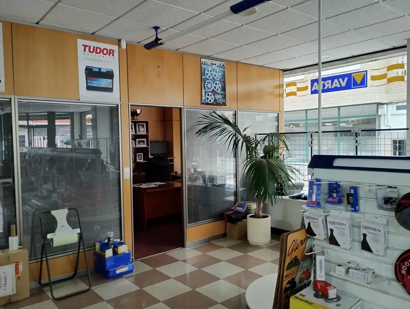 Local comercial en venda a Piñeiros- Freixeiro, imagen 13