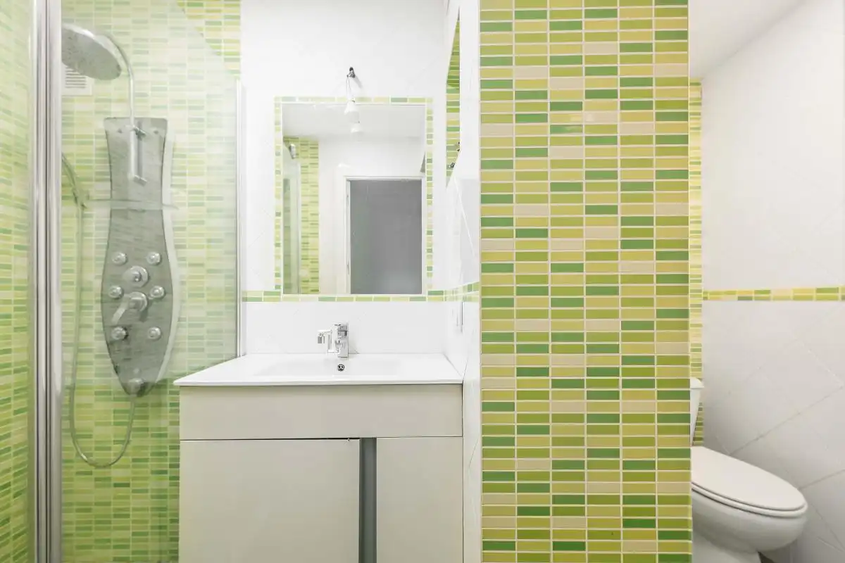 Baño de Planta baja en venta en Sevilla con Calefacción