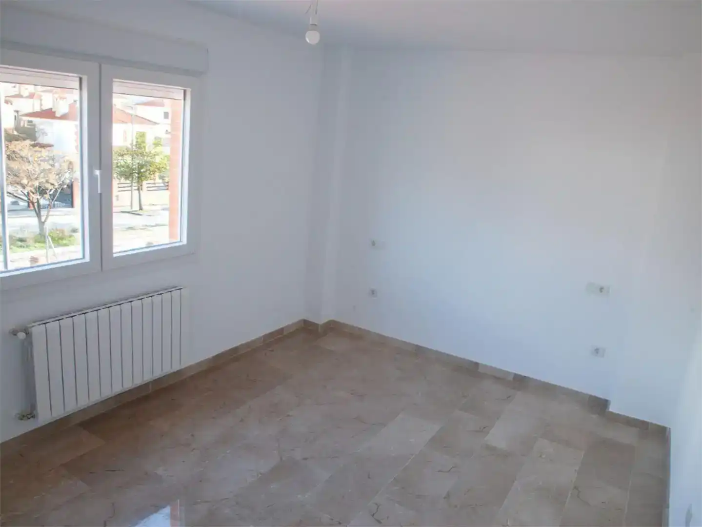 Habitación de Piso en venta en Villa de Otura con Jardín privado