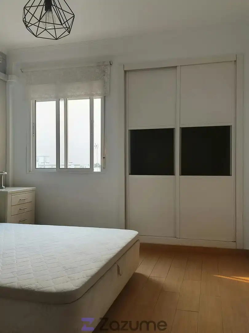 Schlafzimmer von Wohnung zur Miete in Sevilla mit Klimaanlage, Heizung und Möbliert