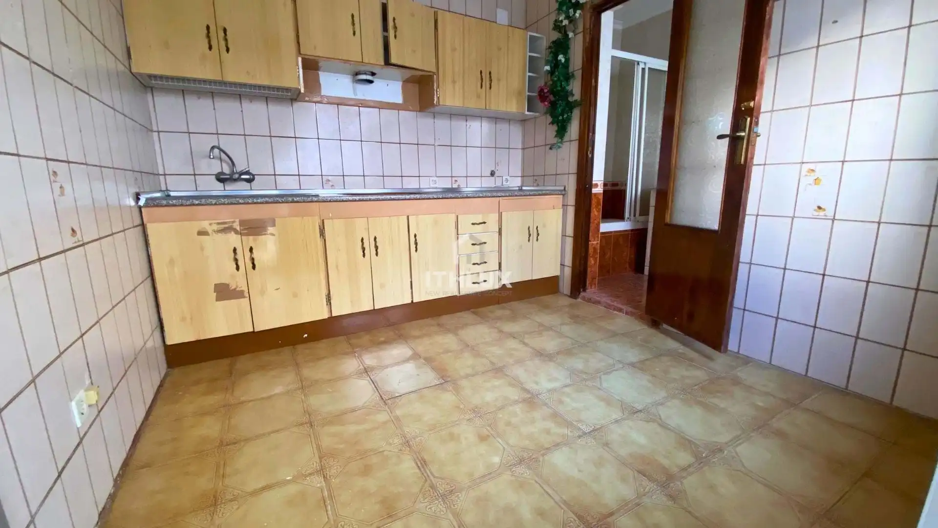 Kitchen of Detached homes for sale in Castuera  with Terrace and Storage room