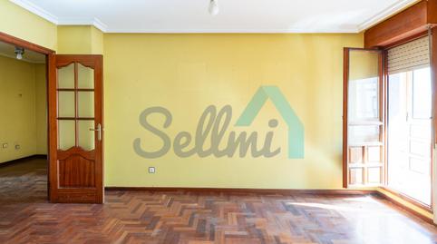 Photo 4 of Flat for sale in Ramón Alonso Riesgo, Sama, Langreo