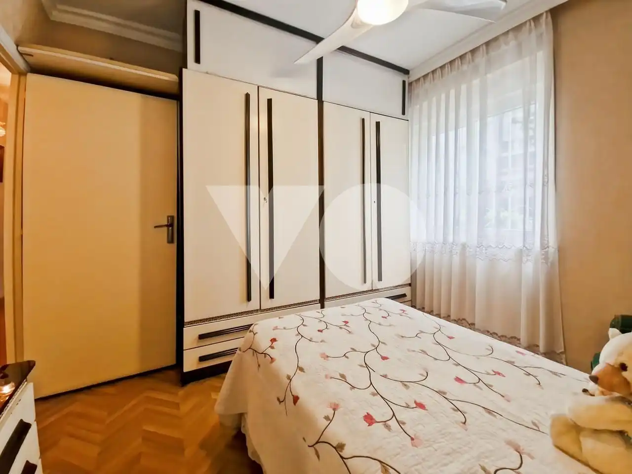 Habitación de Planta baja en venta en Madrid con Calefacción y Terraza