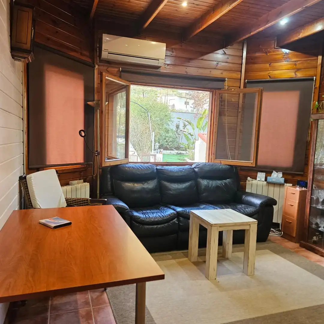 Sala d'estar de Casa o xalet en venda en Vallirana amb Aire condicionat, Calefacció i Jardí privat