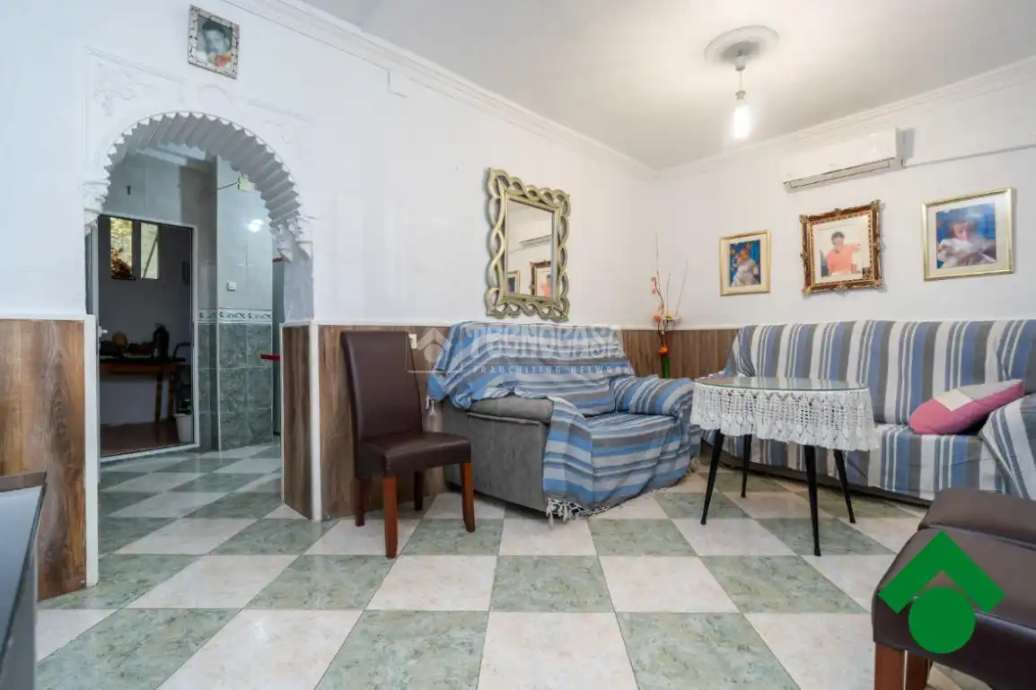 Bedroom of Detached homes for sale in Pinos Puente  with Terrace