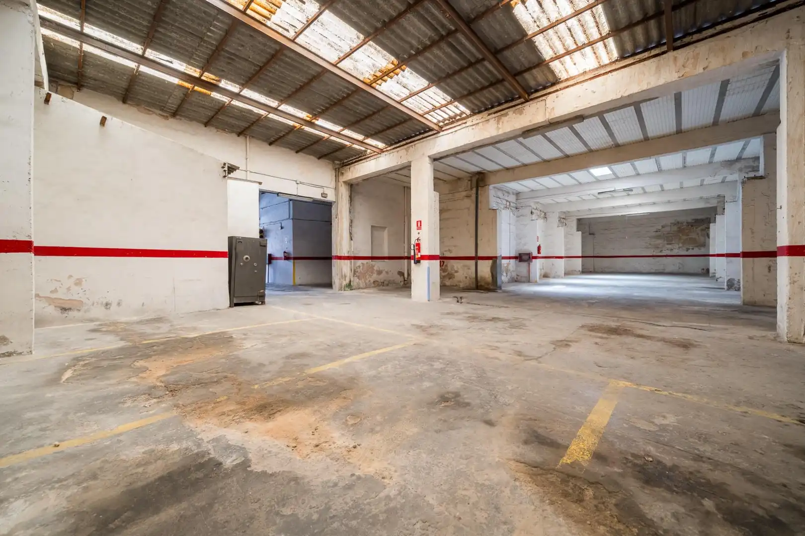 Business premises for sale in Carrer Pere II, imagen 6