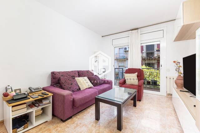 Piso en Venta en de Coll en La Sagrera