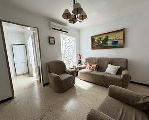 Living room of House or chalet for sale in Alcolea del Río