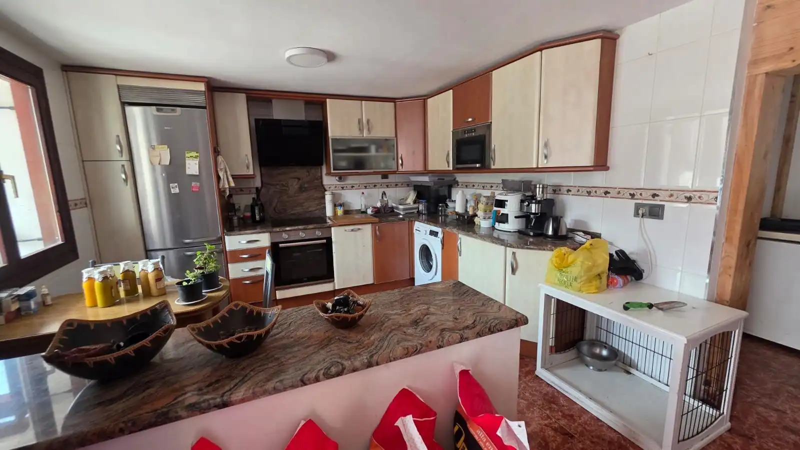 Cocina de Casa o chalet en venta en Castro-Urdiales con Calefacción y Jardín privado
