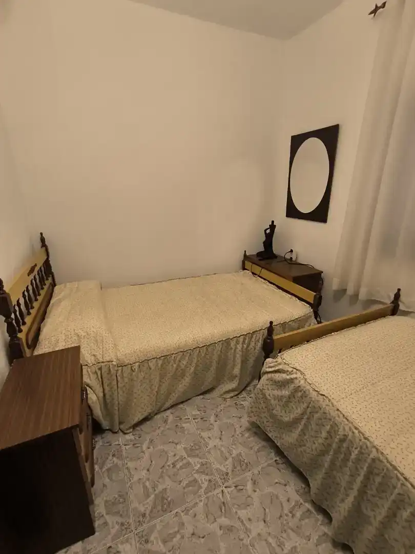 Habitación de Casa adosada en venta en El Robledo  