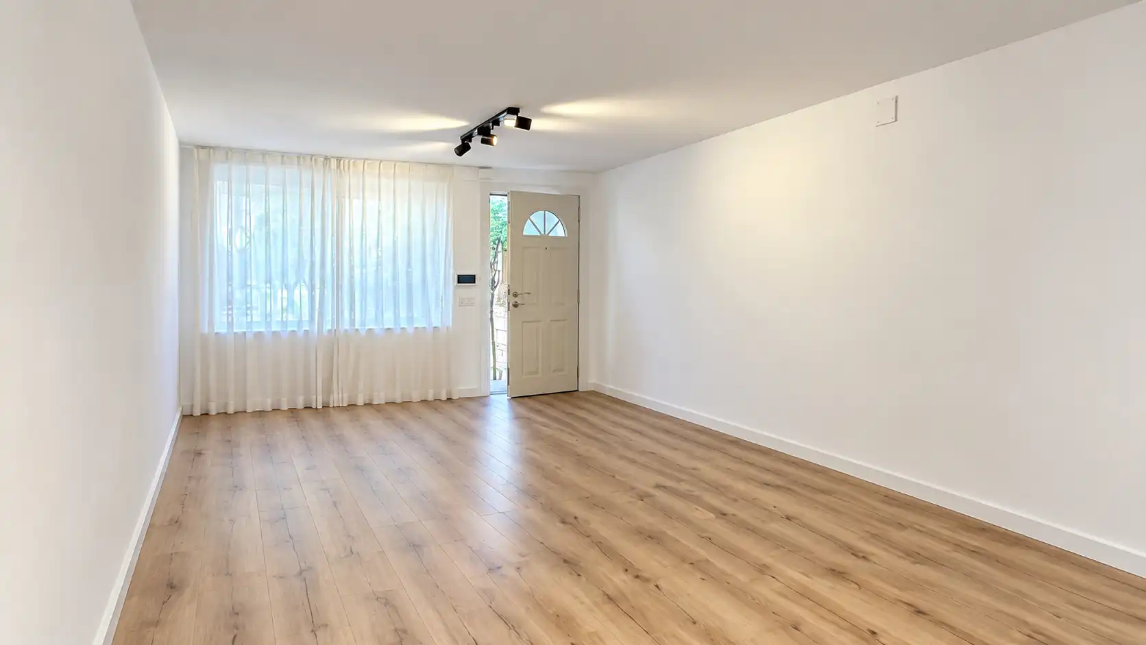 Casa bifamiliare in vendita a Carrer de Jaume Huguet, imagen 7
