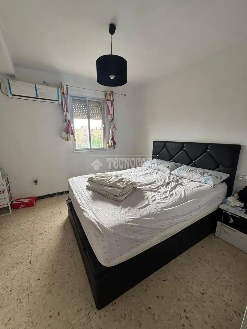 Habitación de Piso en venta en Alcalá de Guadaira con Aire acondicionado y Balcón