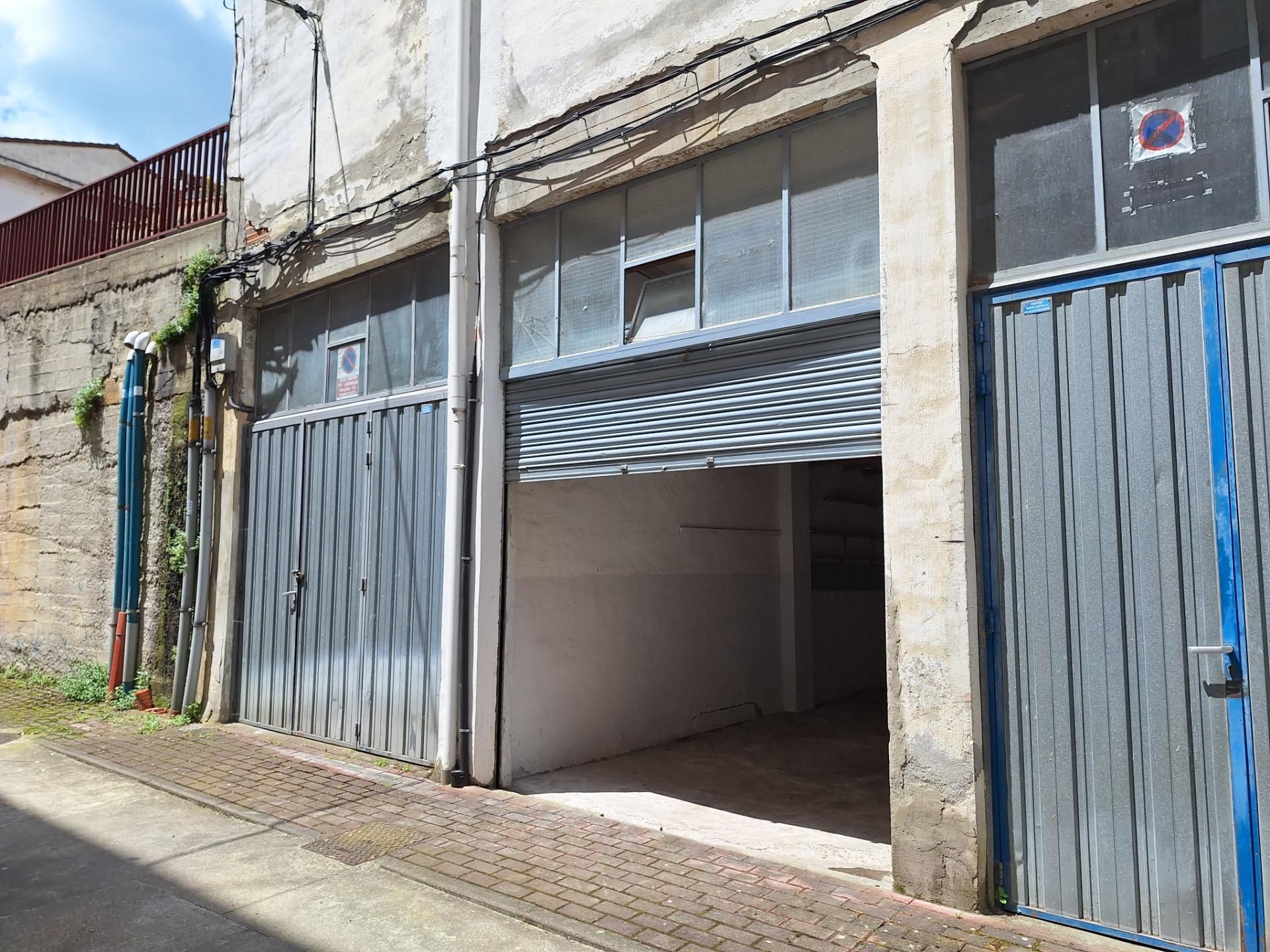Exterior view of Garage for sale in Valle de Mena