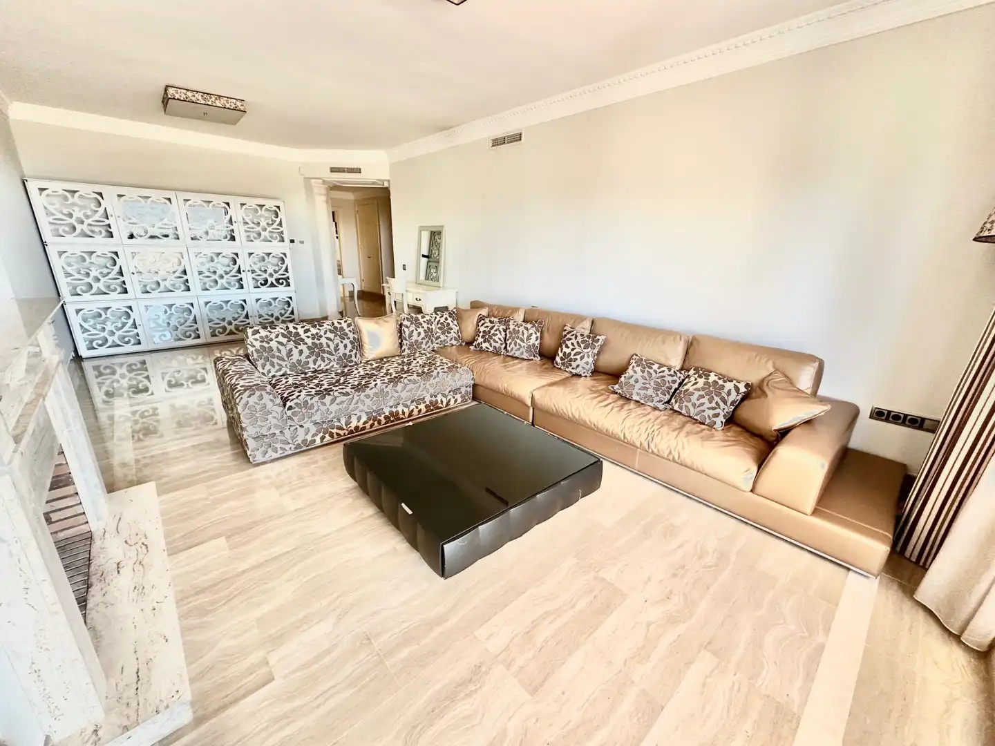 Apartamento con piscina en venta en Milla de Oro, imagen 9