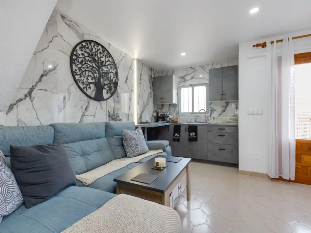 Casa o xalet en venda a Calle Rembrandt, Zona Carrefour - Urbanizaciones