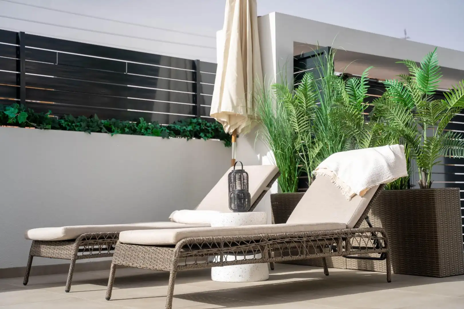 Terrassa de Casa o xalet en venda en Torrevieja amb Aire condicionat, Calefacció i Jardí privat