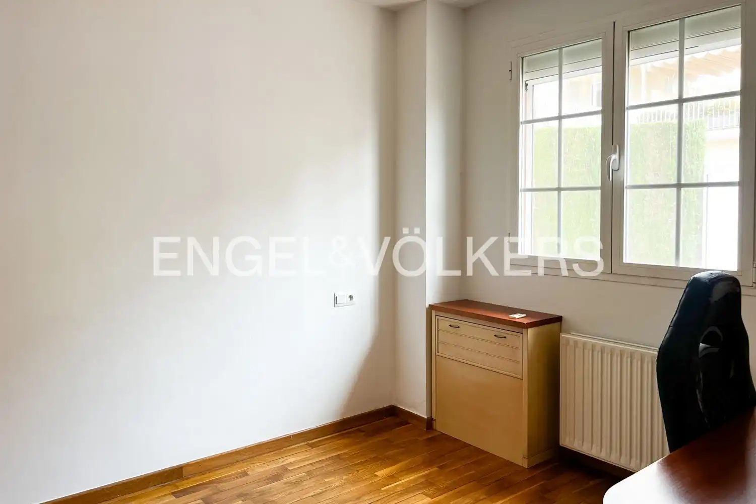 Haus oder Chalet zur Miete in Riba-roja de Túria mit Klimaanlage, Heizung und Privatgarten