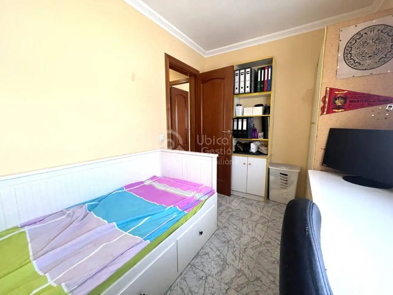 Dormitori de Casa adosada en venda en Palau-solità i Plegamans amb Aire condicionat, Calefacció i Jardí privat