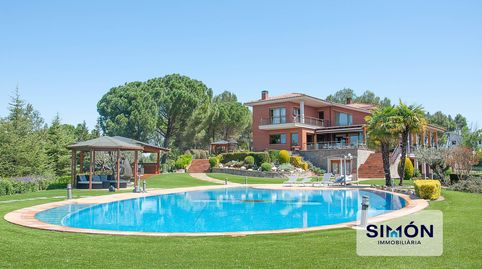 Exclusiva VILLA con vistas y todo lujo de detalles!