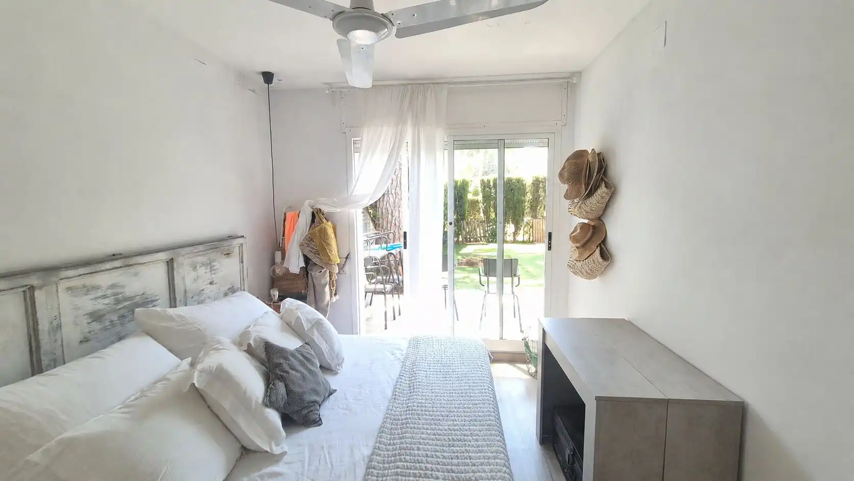 Dormitori de Apartament en venda en Pals amb Calefacció, Jardí privat i Piscina