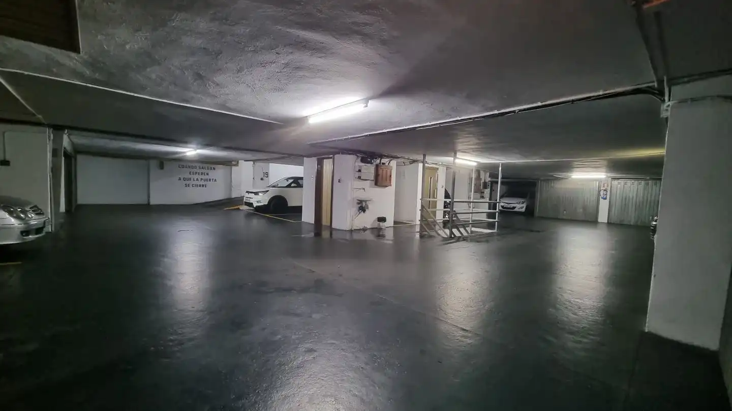 Garage zur Miete in Sànchez Toca Kalea, Área Romántica