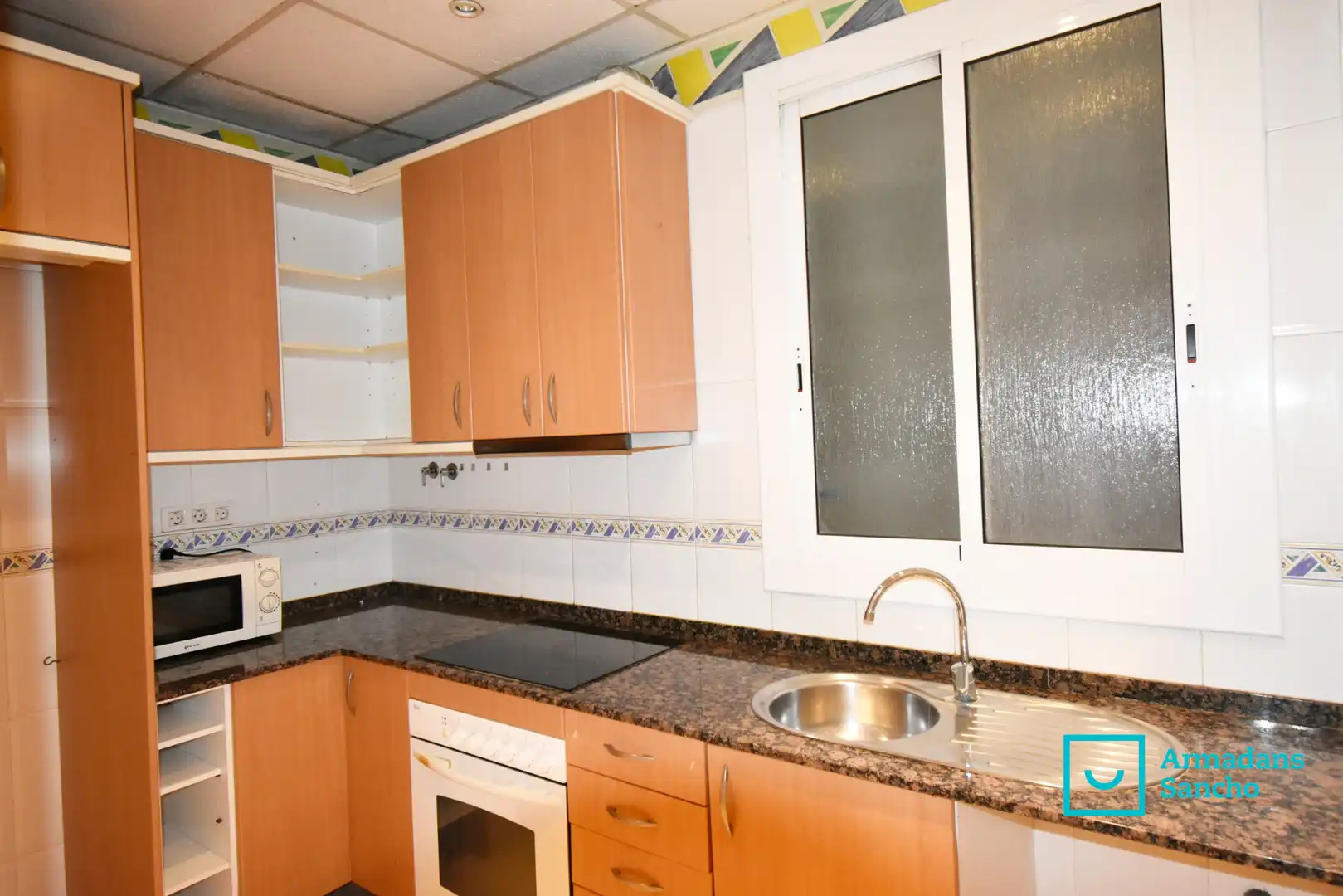 Kitchen of Flat for sale in Barcelona  with Air Conditioner, Parquet flooring and Oven