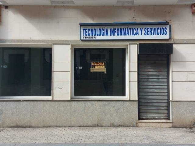 Local comercial en Alquiler en Calle Rico, 34 en Centro