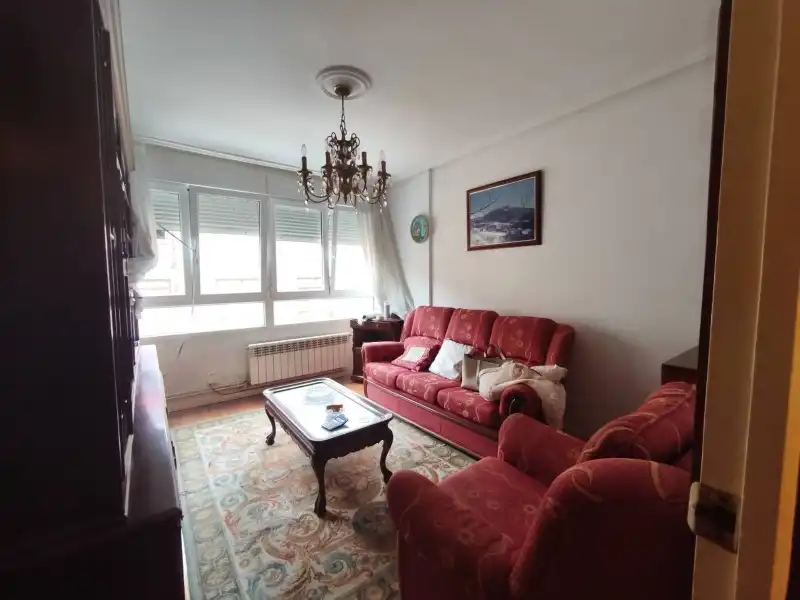 Sala de estar de Piso en venta en Santander con Calefacción, Jardín privado y Parquet
