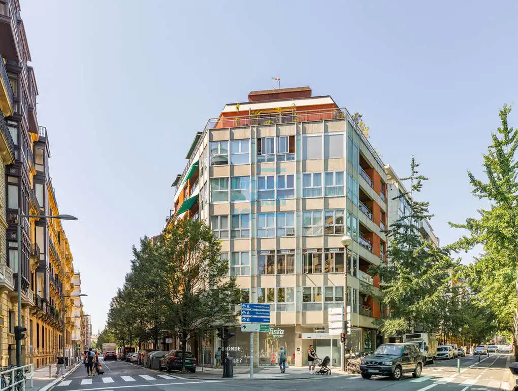 Vista exterior de Piso en venta en Donostia - San Sebastián  con Calefacción