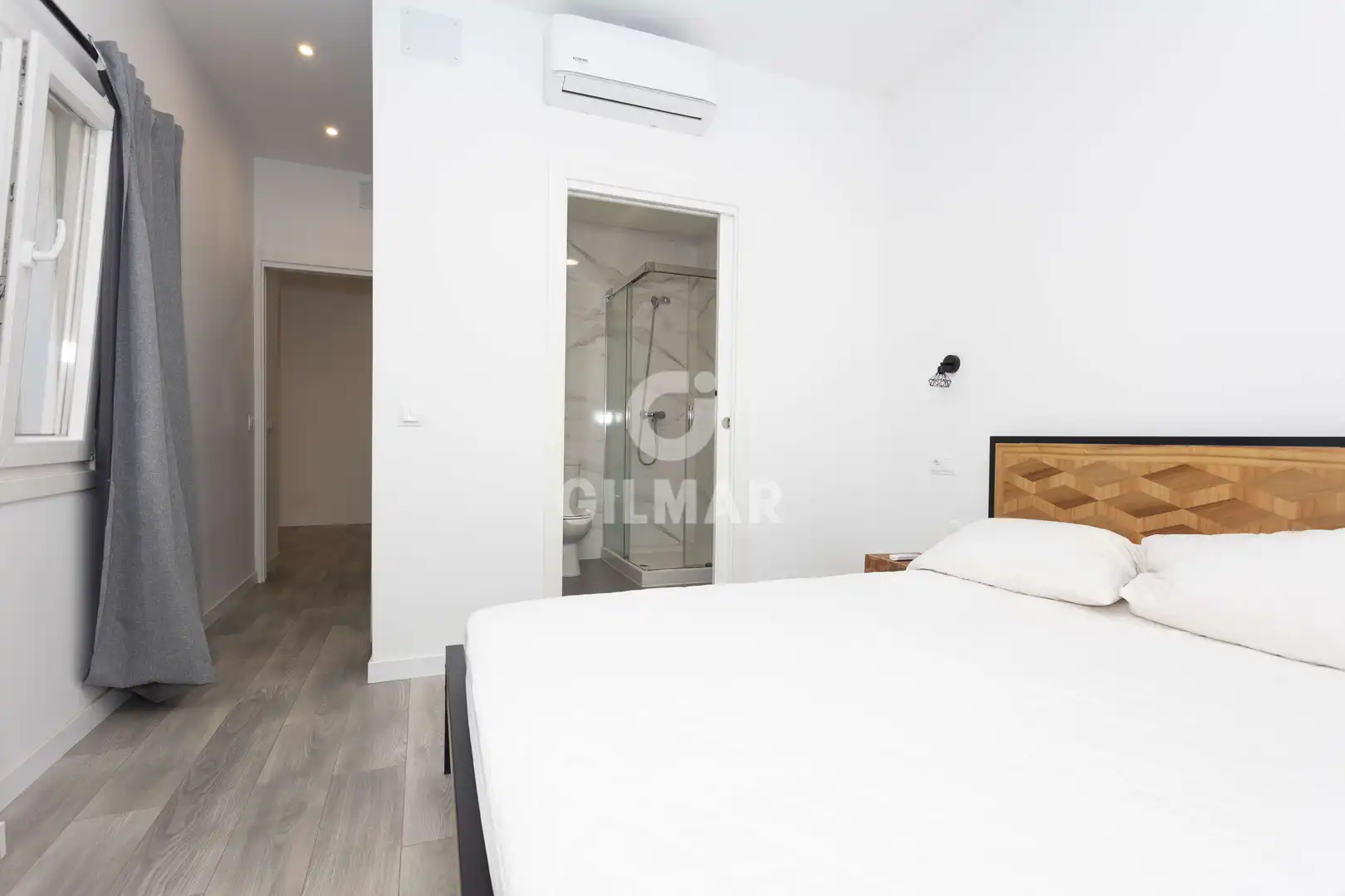 Habitación de Piso en venta en Madrid con Calefacción y Balcón