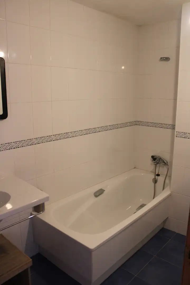 Baño de Casa adosada en venta en Miño con Calefacción, Jardín privado y Piscina