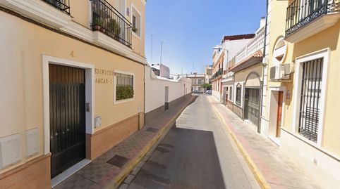 Foto 2 de Piso en venta en Calle Cabo Noval, Centro - Doña Mercedes, Dos Hermanas