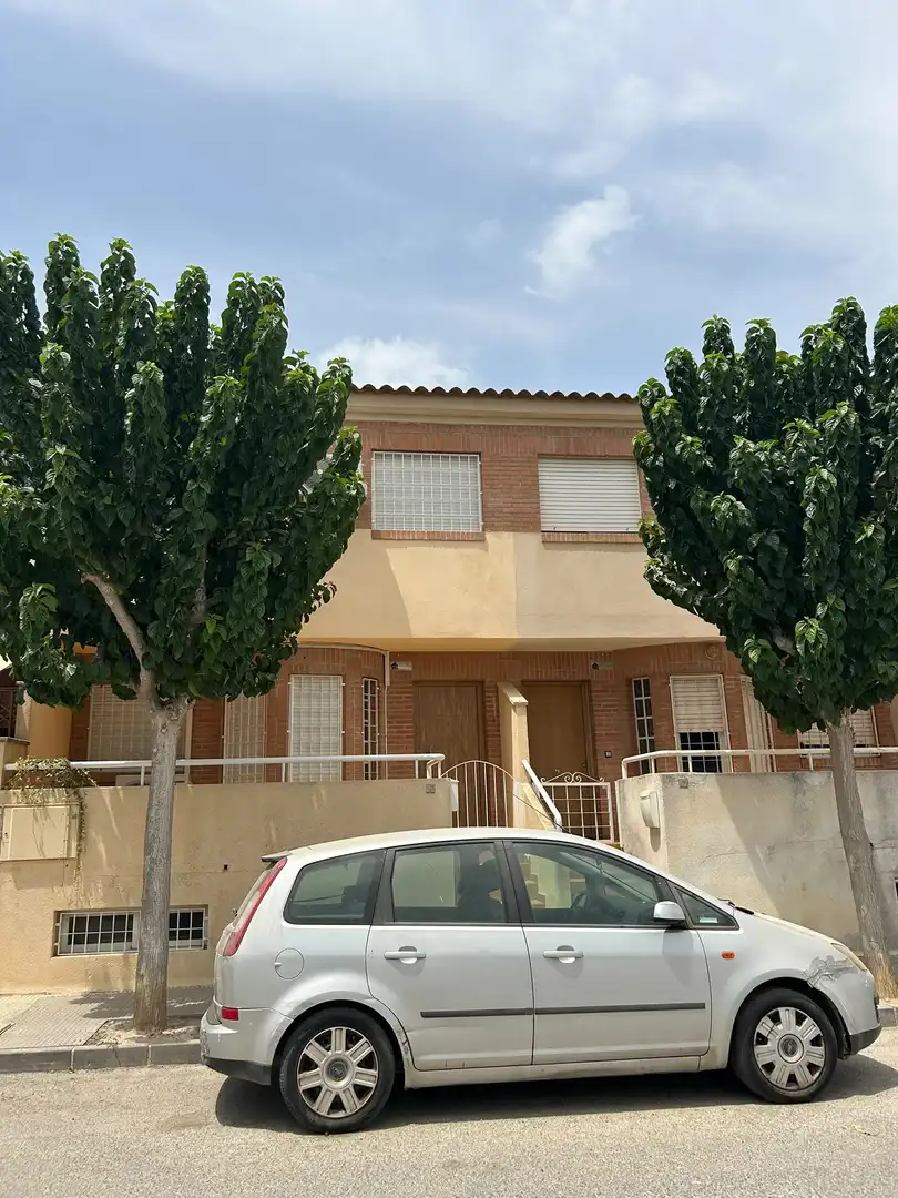 Vista exterior de Casa adosada en venda en Murcia amb Aire condicionat, Calefacció i Parquet