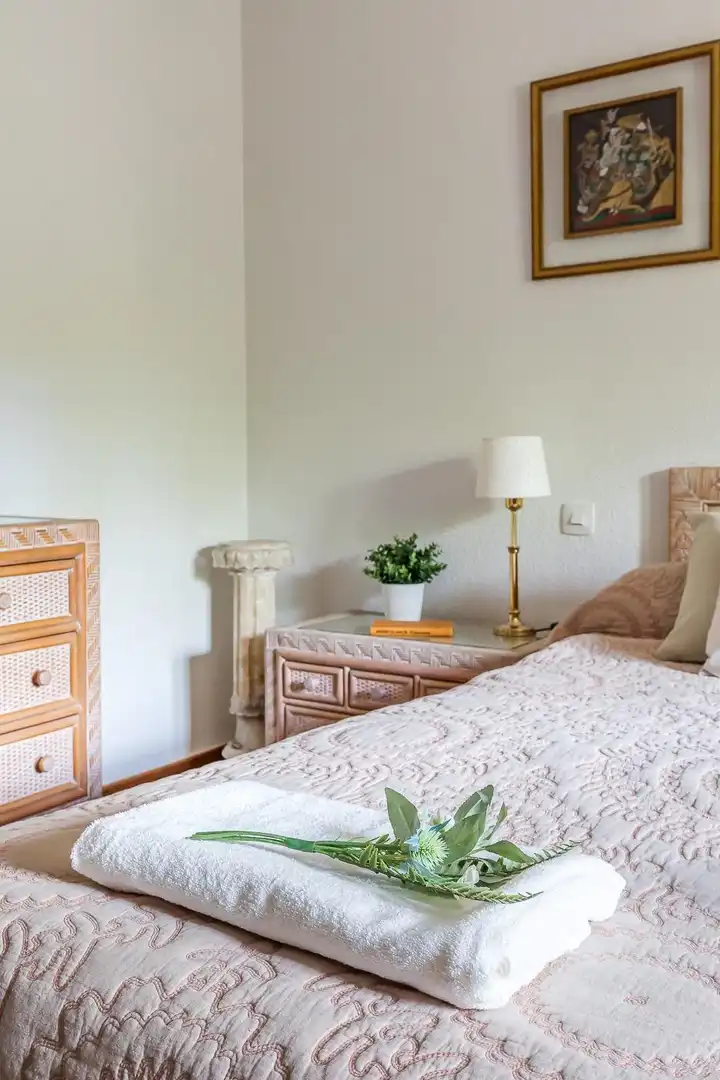Habitación de Casa o chalet en venta en San Lorenzo de El Escorial con Calefacción, Alarma y Piscina comunitaria