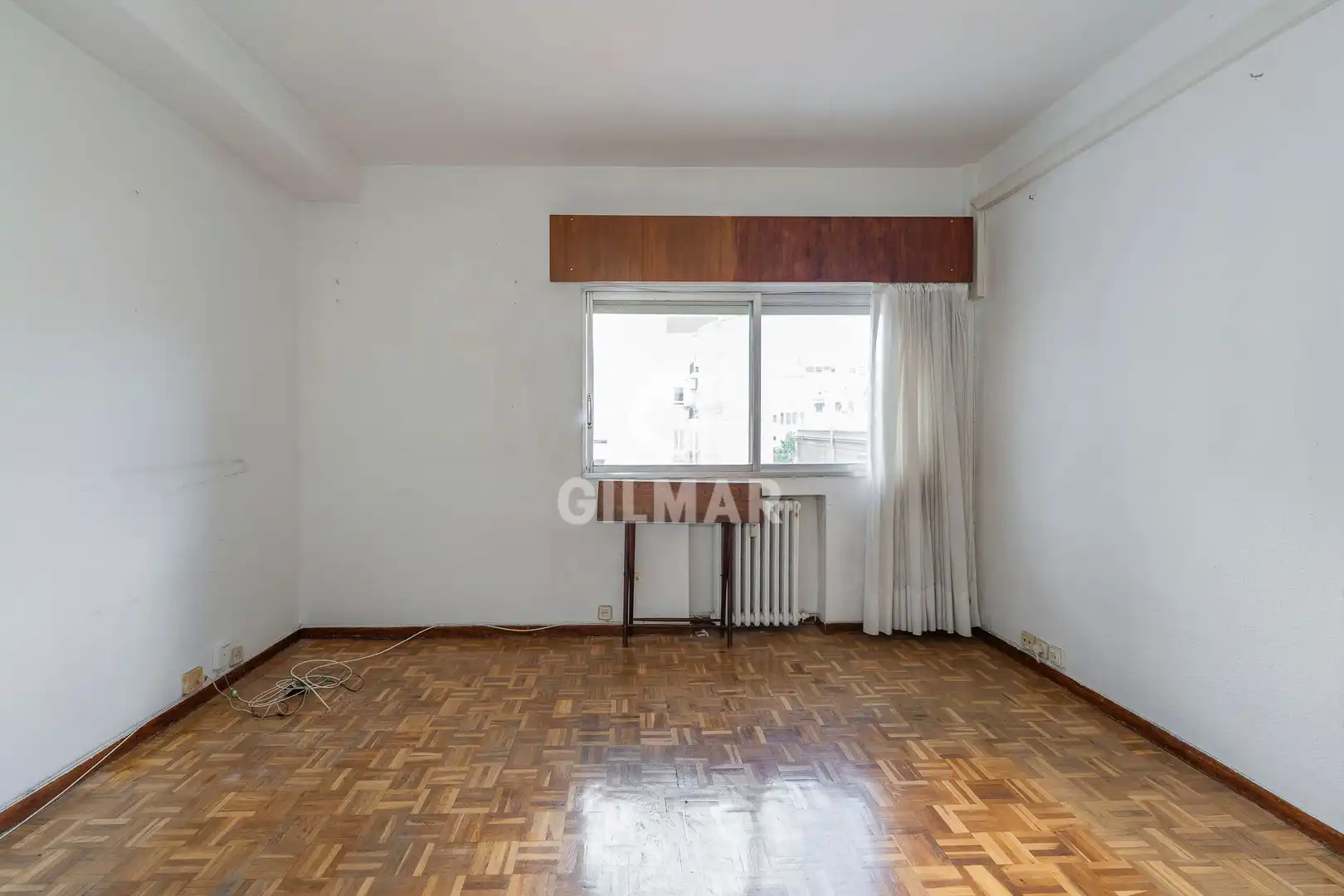 Habitación de Apartamento en venta en Madrid con Calefacción