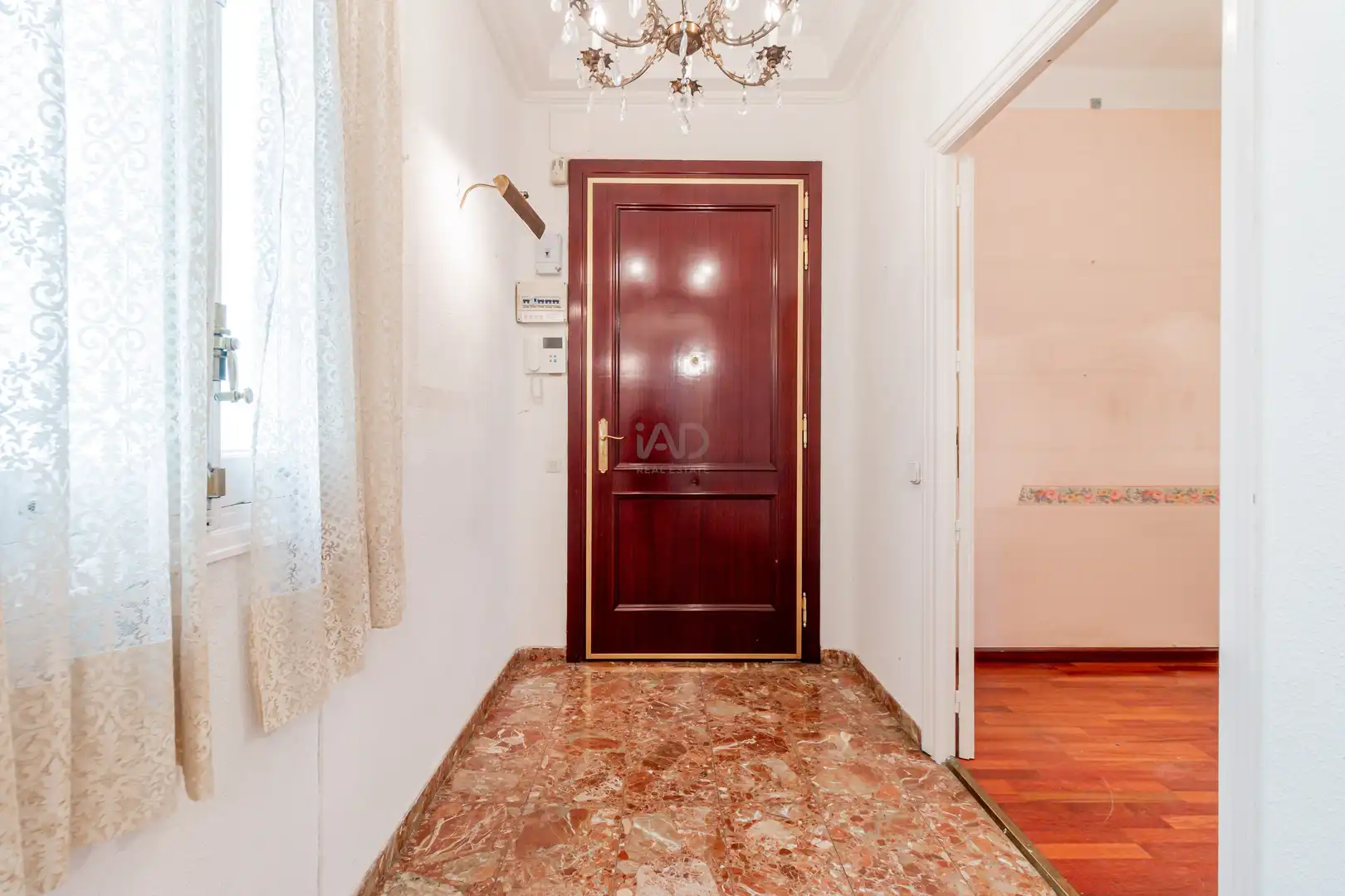 Piso en venta en Madrid con Calefacción y Terraza