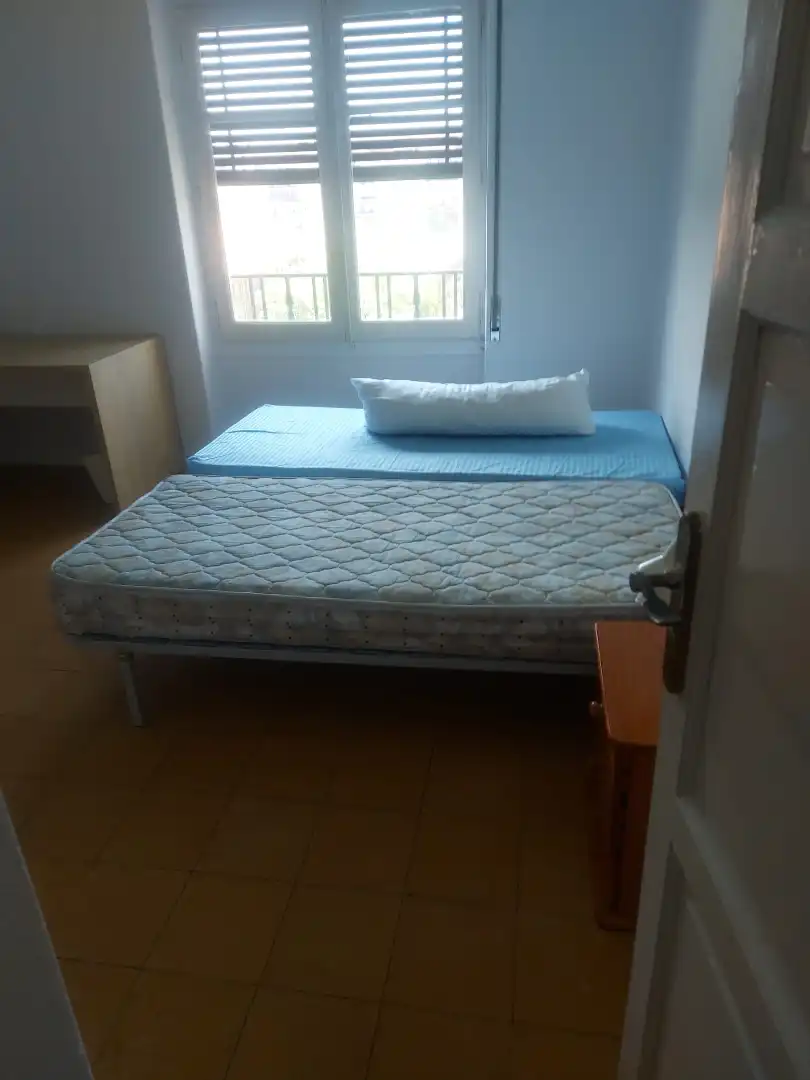 Schlafzimmer von Wohnung zur Miete in Zaragoza mit Heizung, Möbliert und Ofen