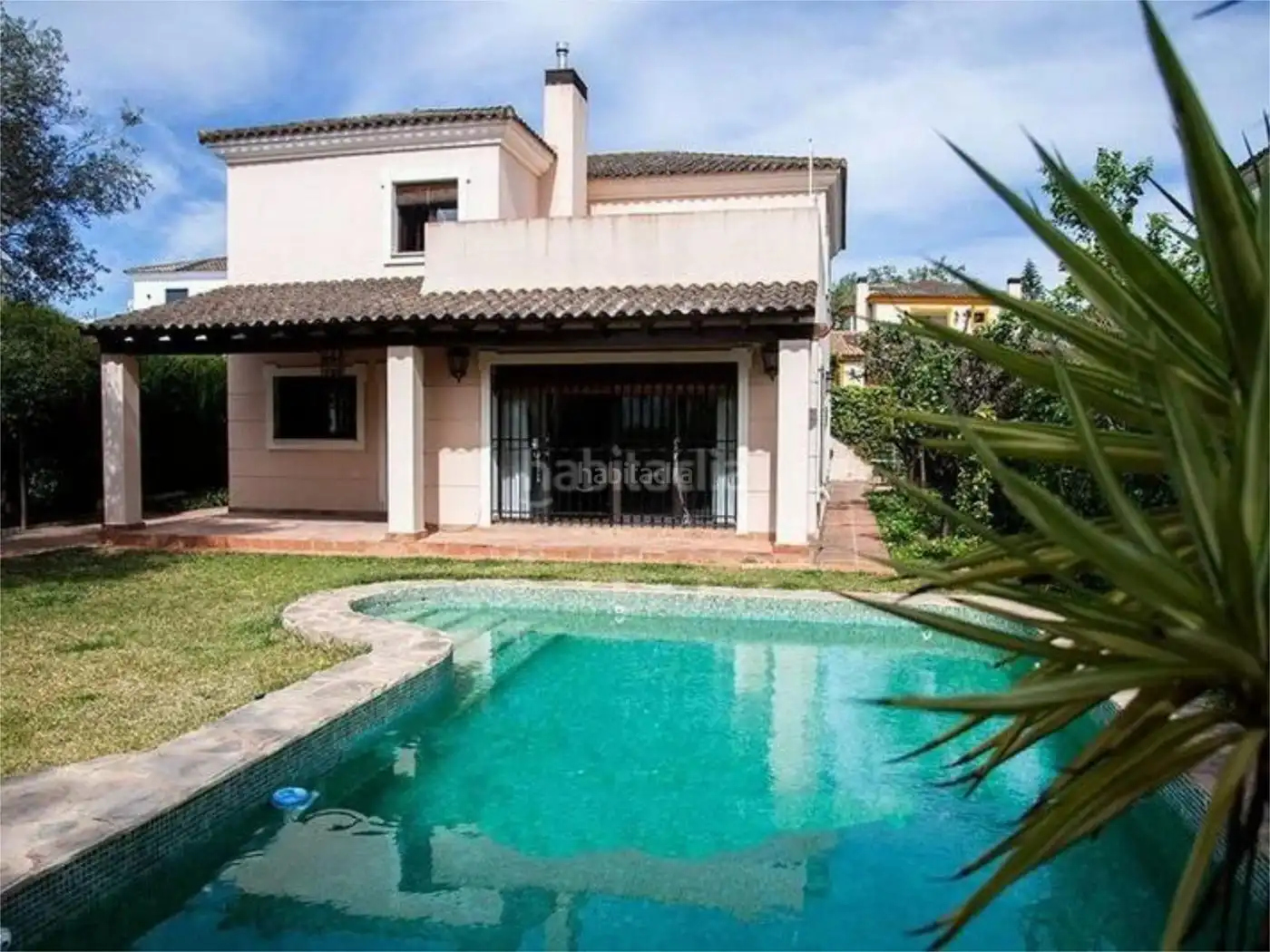 Haus mit Pool zur Miete in Avenida de las Begonias 14, imagen 2