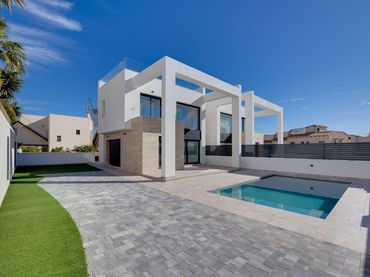 Villa mit Pool zum Verkauf in Nueva Torrevieja - Aguas Nuevas
