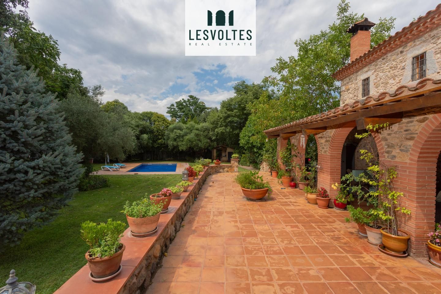 Exterior view of House or chalet for sale in Juià  with Air Conditioner, Heating and Private garden