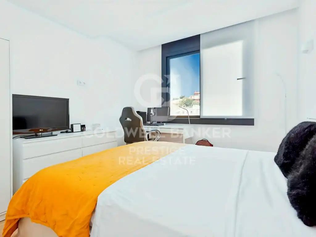 Bedroom of Houses for sale in Esplugues de Llobregat