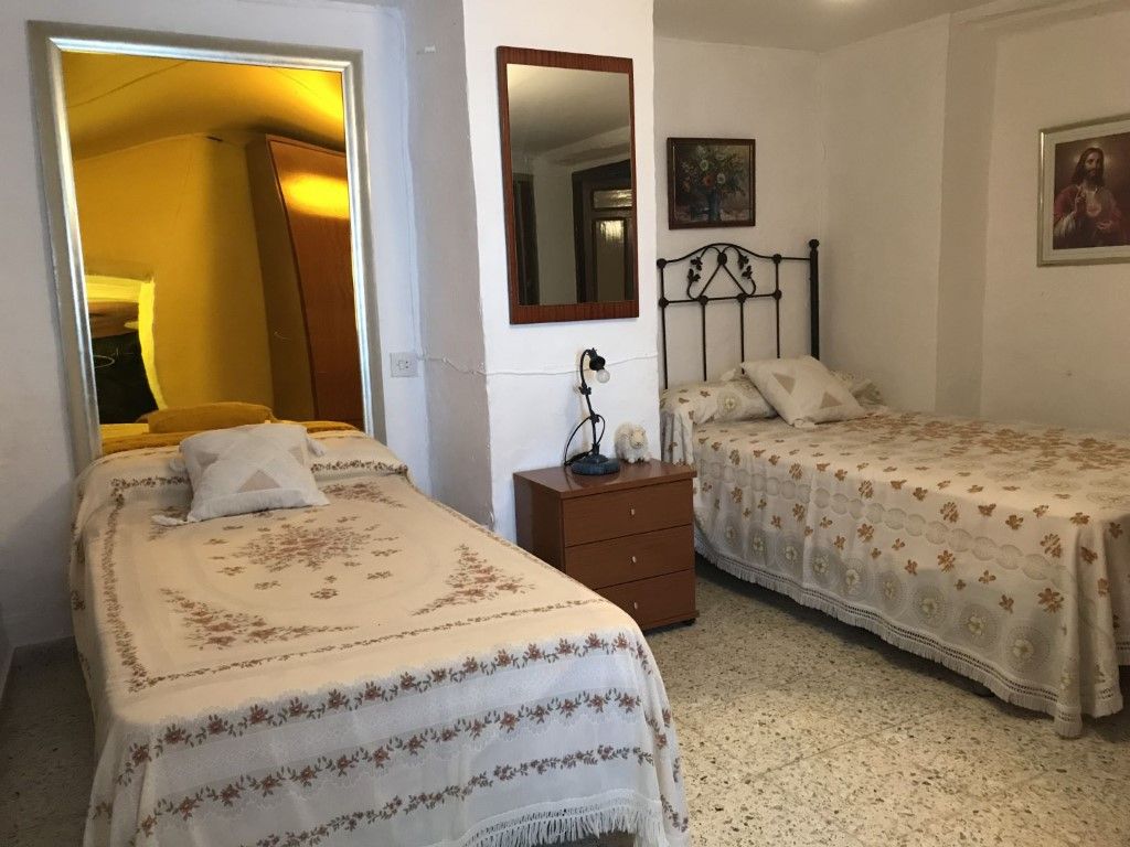 Dormitori de Casa o xalet en venda en Cacín amb Terrassa