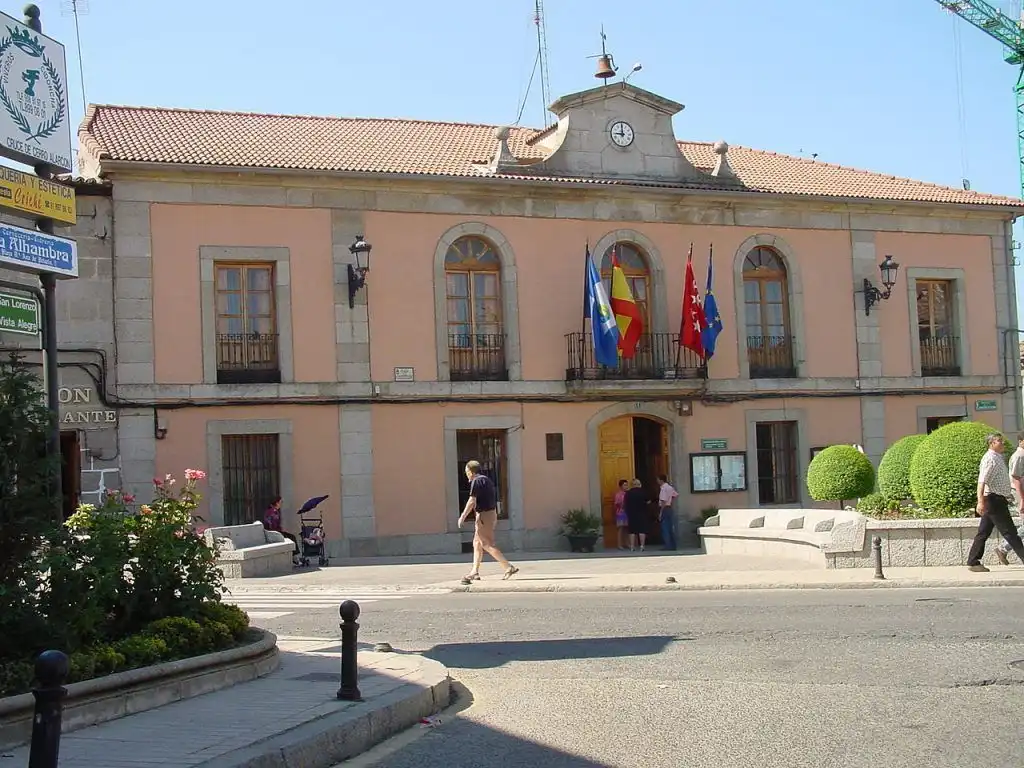 Exterior view of Flat for sale in Valdemorillo  with Heating