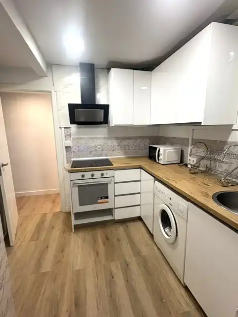 Cocina de Piso en venta en Valladolid con Calefacción, Terraza y Piscina